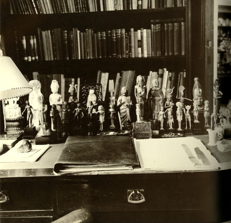 Sigmund Freud’s Office – Kāv Style – Masculine Interiors